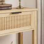 Tavolo Consolle Scanalato da 43" con 2 Cassetti Color Legno Chiaro, Tavolo da Divano in Legno a 2 Ripiani per Ingresso